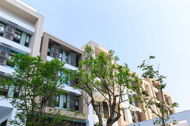 Exclusive Stay Offer: Weekday Discounts & Late Check-Out Perks